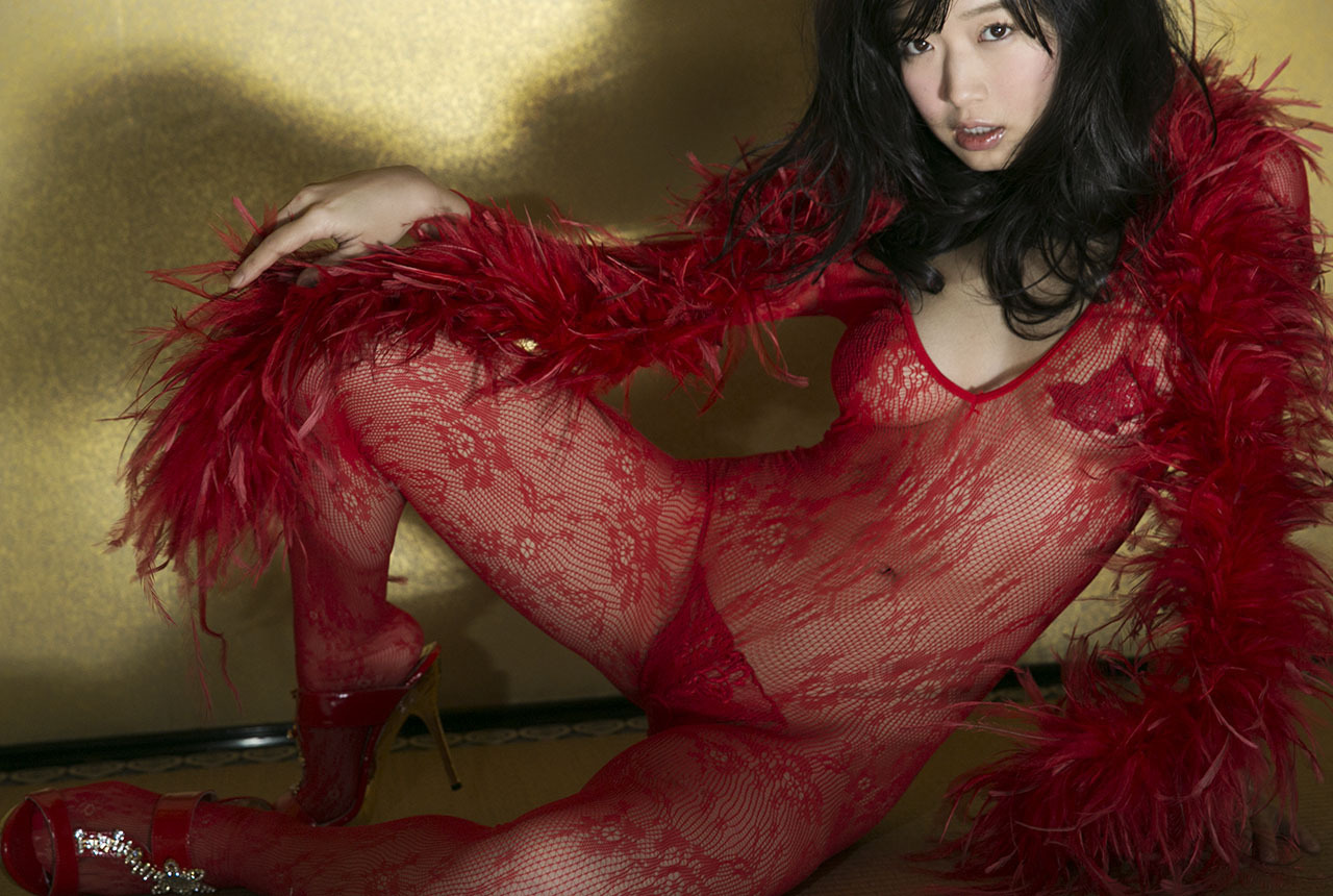 gravure-glamour:  Kokone Sasaki