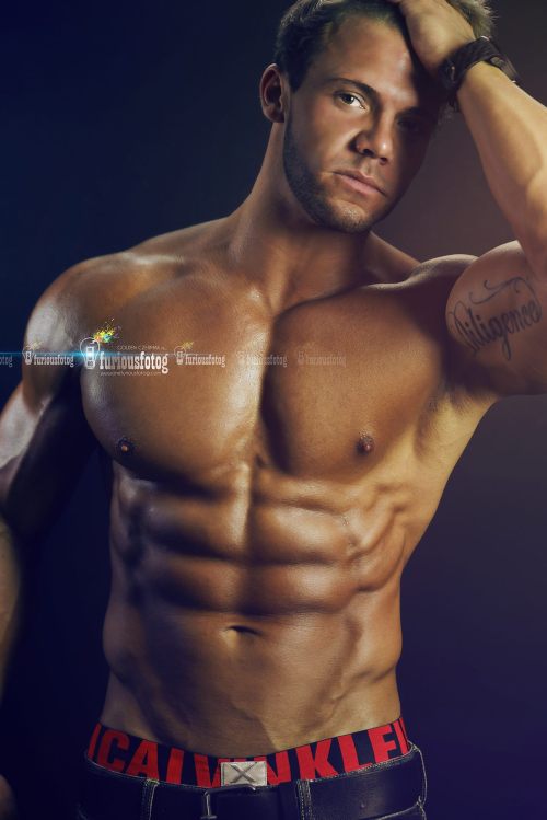 cdnlifter27:  Mac Robinson Photos: FuriousFotog 