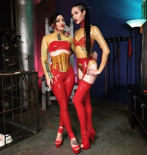 luzialowe: @cybits and I matched today, which means we are officially a supervillain duo. #latex #ru