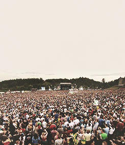  Today marks the 10th anniversary of the day the Red Hot Chili Peppers performed