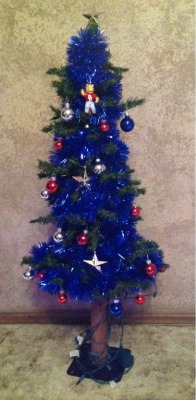 ink-metal-art:  I GOT A LITTLE CRAZY WITH THE BLUE TINSEL ON MY LITTLE BABY CHRISTMAS TREE! Lol…..