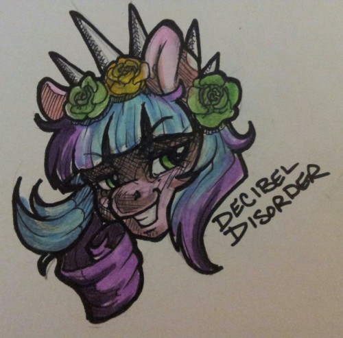 decibel-disorder‘OC Ivy  Botched what I was going for with the line art, but used it to make a cute headshot.