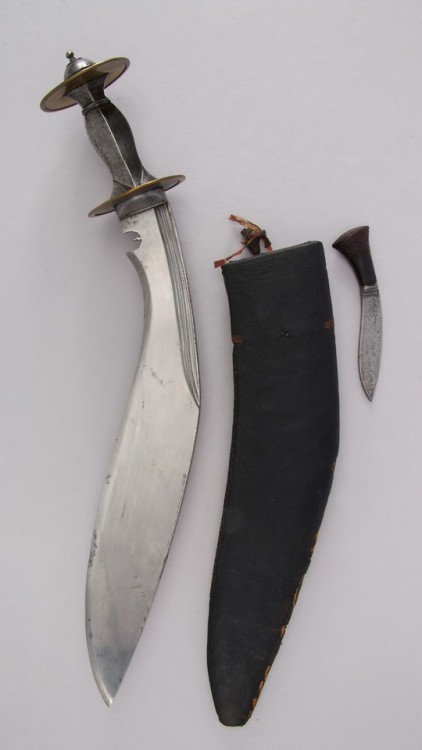 we-are-rogue: Kukri knives, India / Nepal, 18th-20th centuries 18th–19th c., Indian or Nepales