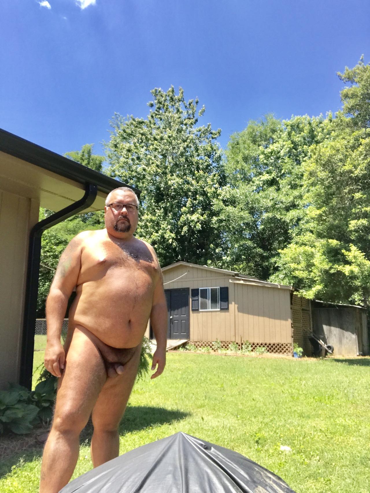 nudistbear:  Having a little fun in the sun today.