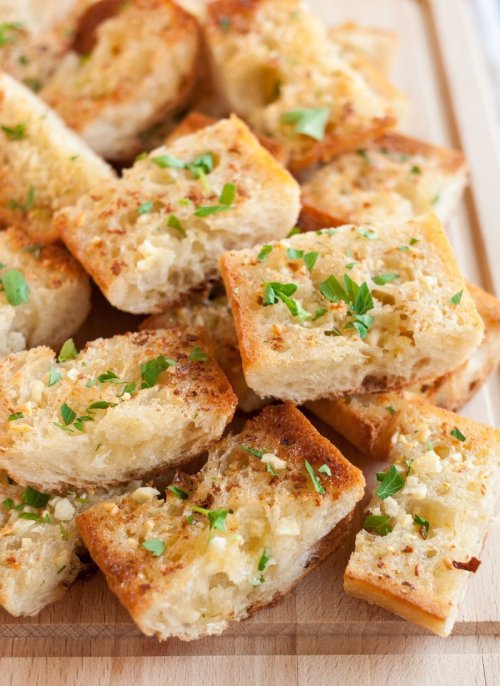 Garlic-Filled Recipes You Probably Shouldn’t Eat on a First Date