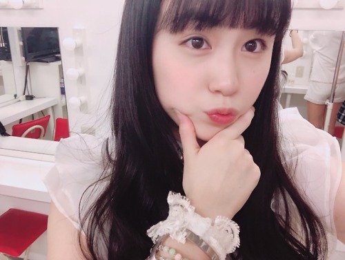 waitaminutebro:  廣瀬麻乃 SHiNY SHiNY(@Hirose_Mano358)さん | Twitter