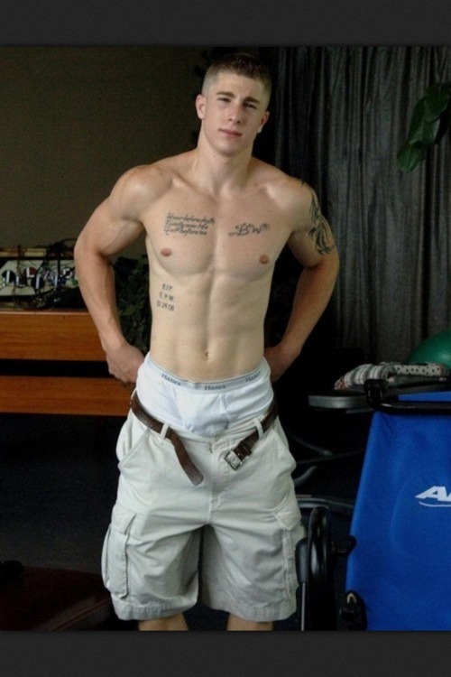 ksufraternitybrother:  KSU-Frat Guy:  Over 52,000 followers and 39,000 posts. Follow me at: ksufraternitybrother.tumblr.com 