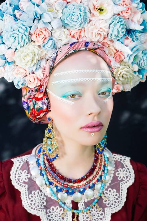 lamus-dworski:  Etno series by the make-up artist Beata Bojda from Poland.  Photography: Ula Kóska.   “In the folk culture - Polish wreath and bunches of flowers were a part of both religious and secular ceremonies such as marriage, funeral, festivals