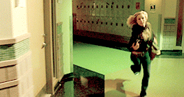 thisyearsboy:Veronica Mars Watch 2015 | Clash of the Tritons“I don’t wanna talk away my grief. I wan