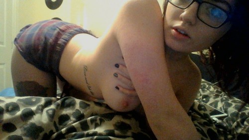 Porn photo tattooedmafia:  munchkinprincessxo