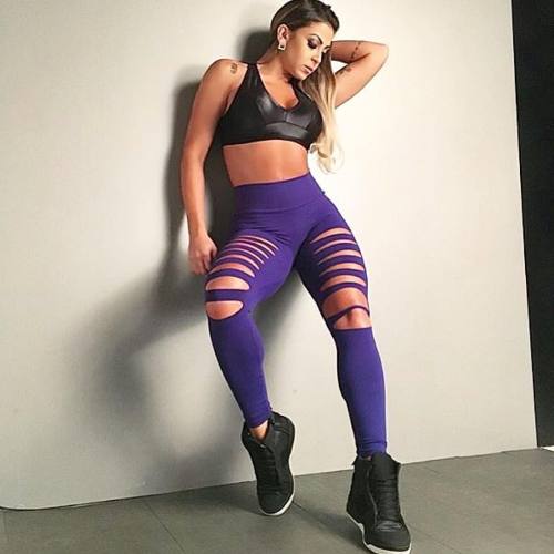 #tights #yoga #sexy #pants #purple #musclegirl #maromba #gym #love #party #perfect