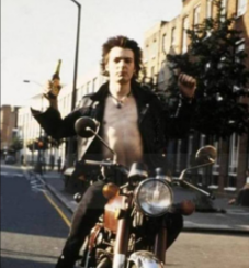 shit-vicious:  before listening to the sex pistolsafter listening to the sex pistols