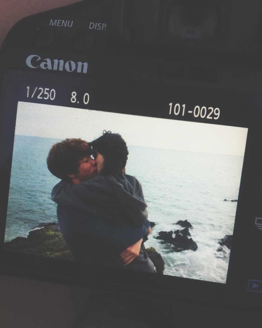 overdosediricordi:  odddddio è ufficialmente la mia foto preferita su tumblr. 