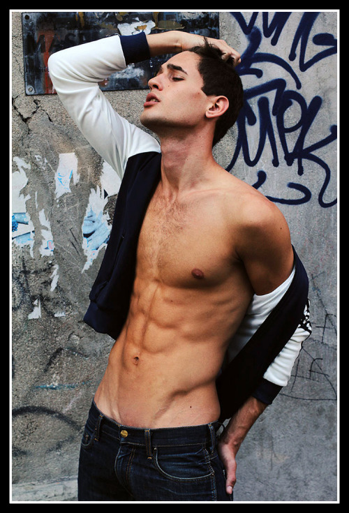 amanthing:  Visit amanthing Hunk Edition BlogWith 9 Different Categories of HOT MEN to Choose From
