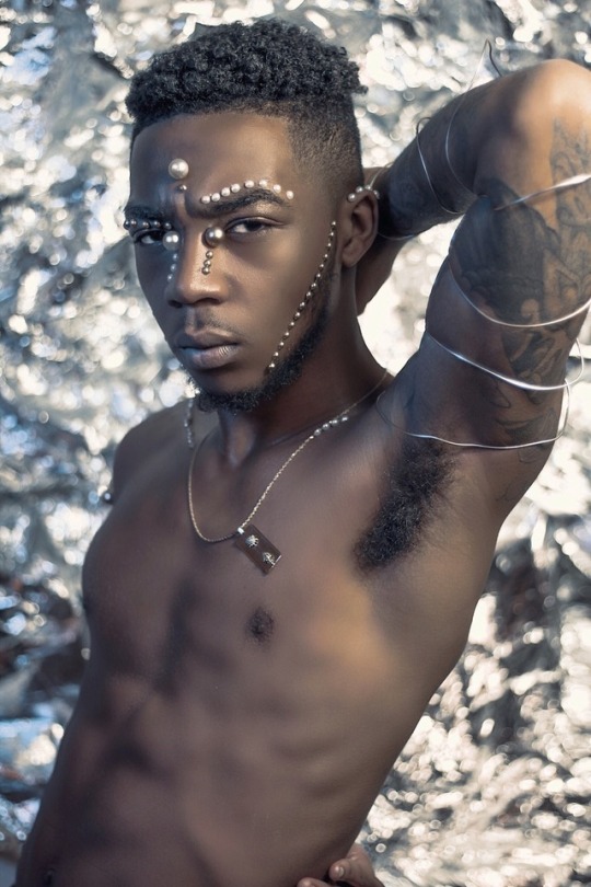 blackfashion:          View this post on Instagram            A post shared by Clarence (@kintrig) on Feb 26, 2019 at 8:28am PST In order for pearls to shine so brightly, darkness must be present.💎Model: @kintrigPhotographer: Edwiggery Instagram &