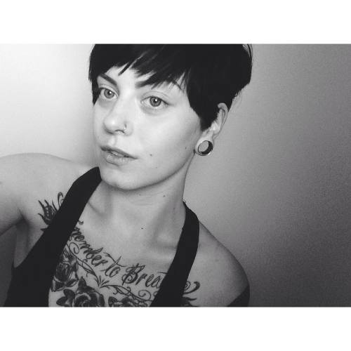 #suicidegirls #sgselfie #girlswithtattoos #girlswithplugs #tattoos #chesttattoo #shorthair #altgirls