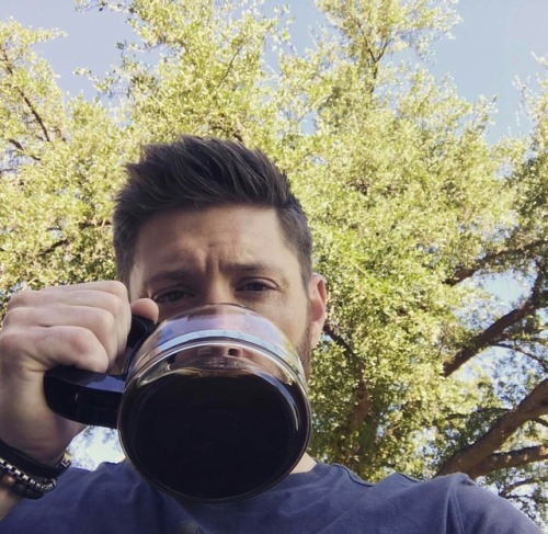 thebreakfastpanel:JensenAckles Morning Phoenix. Nothin like a pot of hot coffee and 100degree heat t