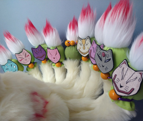 owlsteaparty:Demon Lord Ninetails plush from Okami. This was a LOT of work - each tail was a plus in