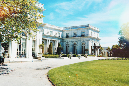 The Rosecliff Mansion In Newport, Rhode Island. New travel blog post is up on LienJae.Com.