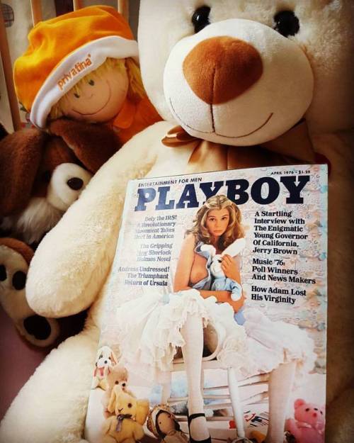 Got myself some vintage abdl: a 1976 Playboy with a cute and sexy babygirl on the cover.   #abdl #abdlgirls  #diapergirls #littlespace #playboy #vintage #history