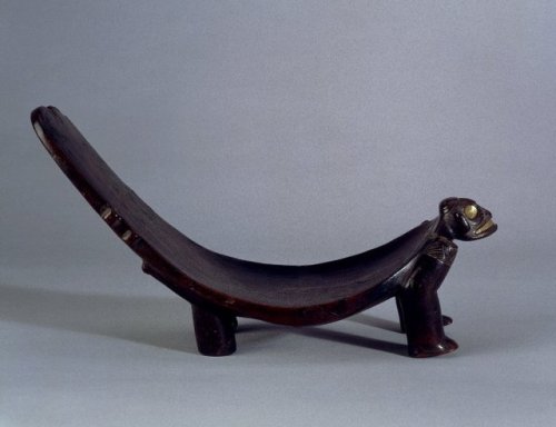 Taíno Ritual Seat (1292 – 1399, Dominican Republic).This ritual seat, or duho, was found in a cave n