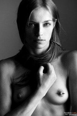 500pxpopularnude:  Angelica G. portrait by 7kadrovcom , via http://ift.tt/1qshteu 