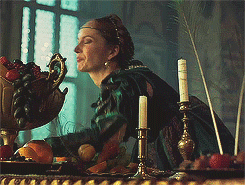 frarymonarchy:Guilia Farnese 3.01-3.02
