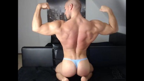 manrumpsxxx:Follow Me For The Sexiest Rumps On Tumblr