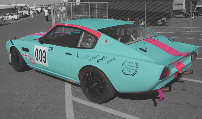 radracerblog:  Aston Martin V8 Vantage