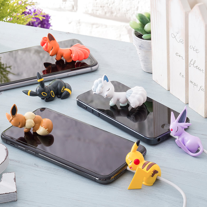 chasekip:  shelgon:New Images from  Pokémon iPhone Charger Cover  Figures by Gray