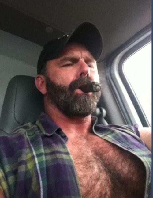 Heard You Were Doing Tf Asks, Woke Up Today And Decided I Needed To Swap Bodies With The Hairiest Truck