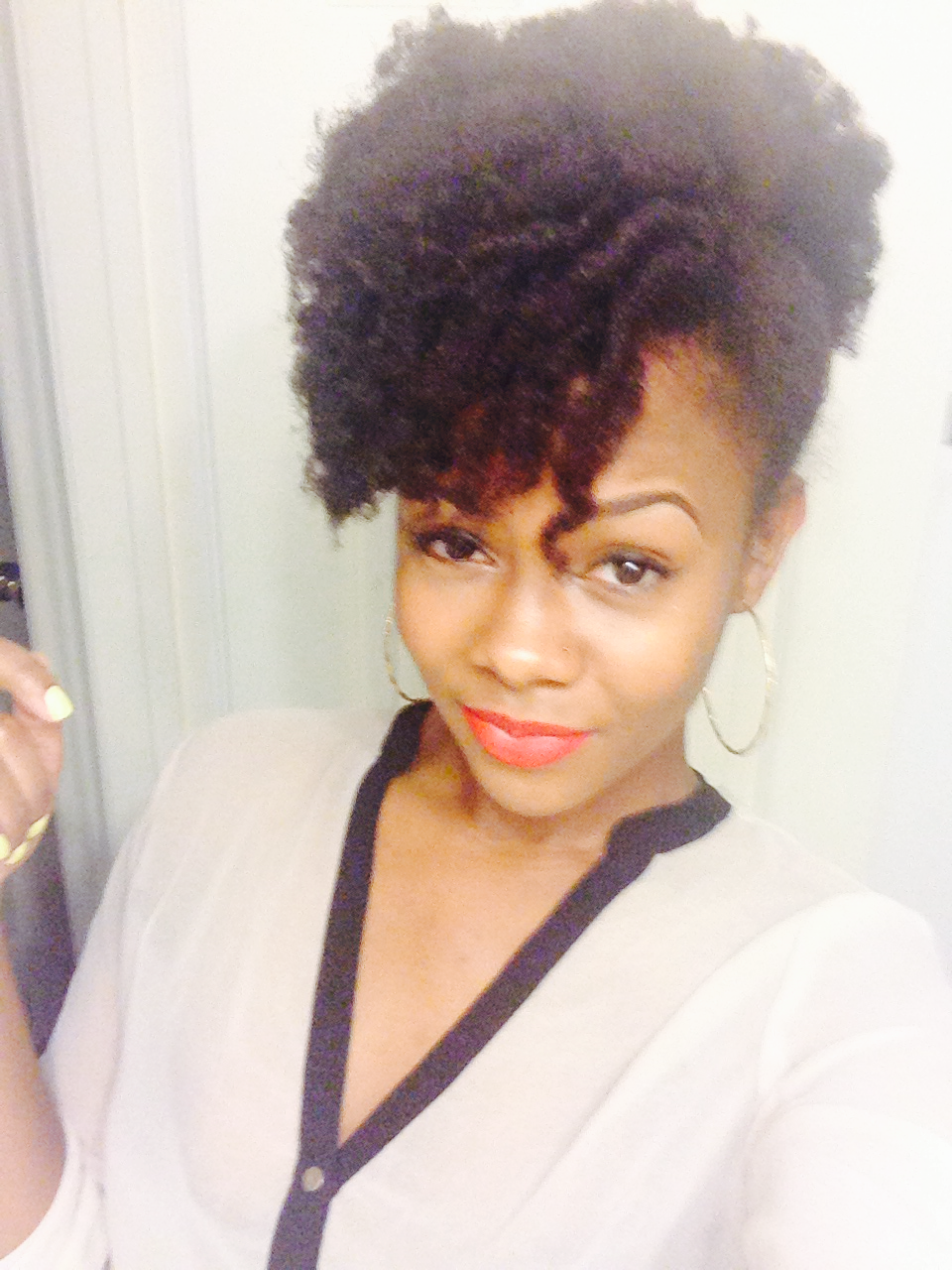 keepthepeaceup:  6 selfies and different hairstyles lol 😊  I’m just gonna tag