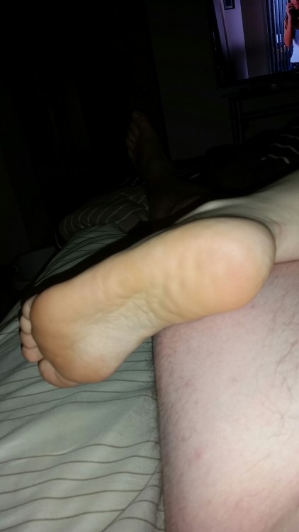 wifesbody: Wifes sexy feet after I painted them I got horny her feet are so sexy and soft