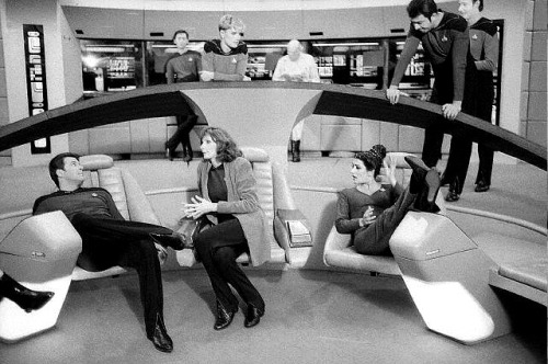 trekcore:Behind the scenes of TNG season 1.