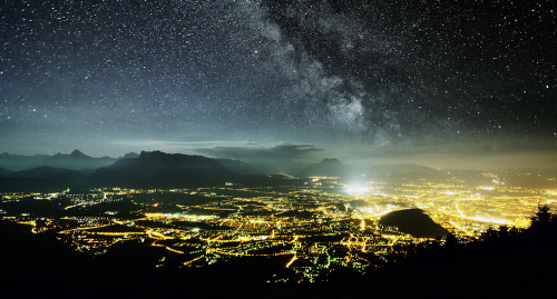 cinemagorgeous:  The night sky, as photographed by Lukas Furlan.