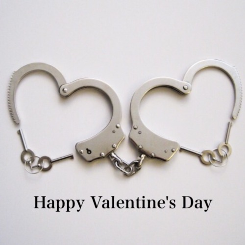 hornyvdaywishes: Lock up what is most precious to you.