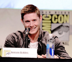 deanyouremyhero:  Jensen Ackles at Supernatural