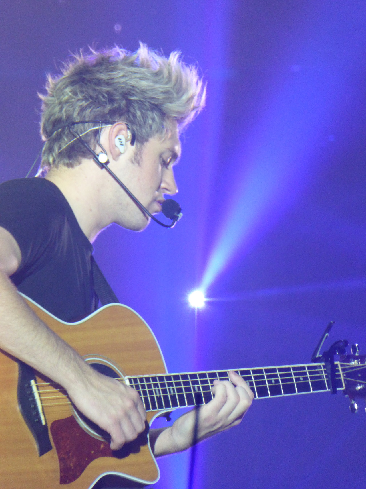 solitaire-star:  My OTRA…..A few of my favourite Niall Pics ❤️   Just when