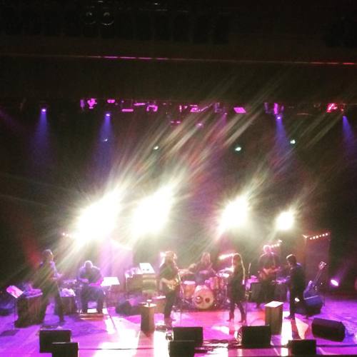 <p>Thanks to my husband and everyone at @cartervintageguitars for a fabulous night. I’ll remember this for a very long time. #chrisstapleton #mickeyraphael #traveler  (at Ryman Auditorium)</p>