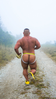 guysinjockstraps:  Meet and fuck hot local guys: http://bit.ly/1WKgImJ 