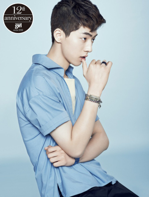 koreanmodel:  Lee Hojeong and Nam Joohyuk by Jung Donghyun for Voguegirl Korea Mar 2014