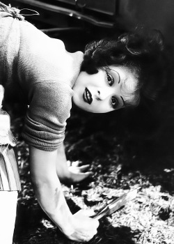 deforest:  Clara Bow on the set of Wings