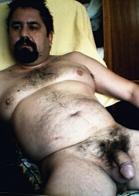 cwboytop:  cowboys, rednecks, truckers, boots, cigars, men!http://cwboytop.tumblr.com