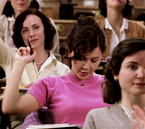 Maggie Gyllenhaal In Mona Lisa Smile (2003) Dir. Mike Newell