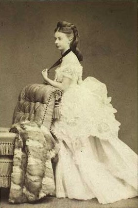 Photograph ofDanish noblewoman Louise Emilie Cathrine Grevenkop-Castenskiold (1853-1935) by Jens Pet