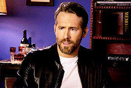 incomparablyme:  Video:   Ryan Reynolds Gets Interviewed by His ‘Twin Brother’