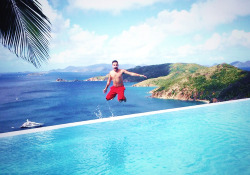  @Real_Liam_Payne: @scott_mills oh my god i cant even!!!! …. BAMBOLEOO BAMBOLEOOOOO #liamsholidaydiary 