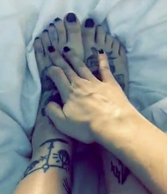 cute girls with amazing toe rings and cute feet