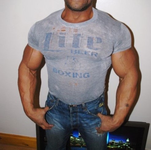 keepemgrowin:  I love seeing muscleboys in shirts two sizes too small…talesofthealpha:  There’s a lot of things I’m not “lite” on. I’m not a light weight. I don’t lift light. And I don’t drink light beer.