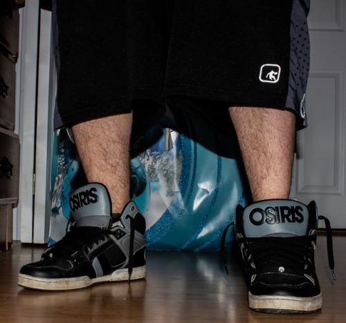 #bball shorts#osiris#skater#thug#baggy#sneakers